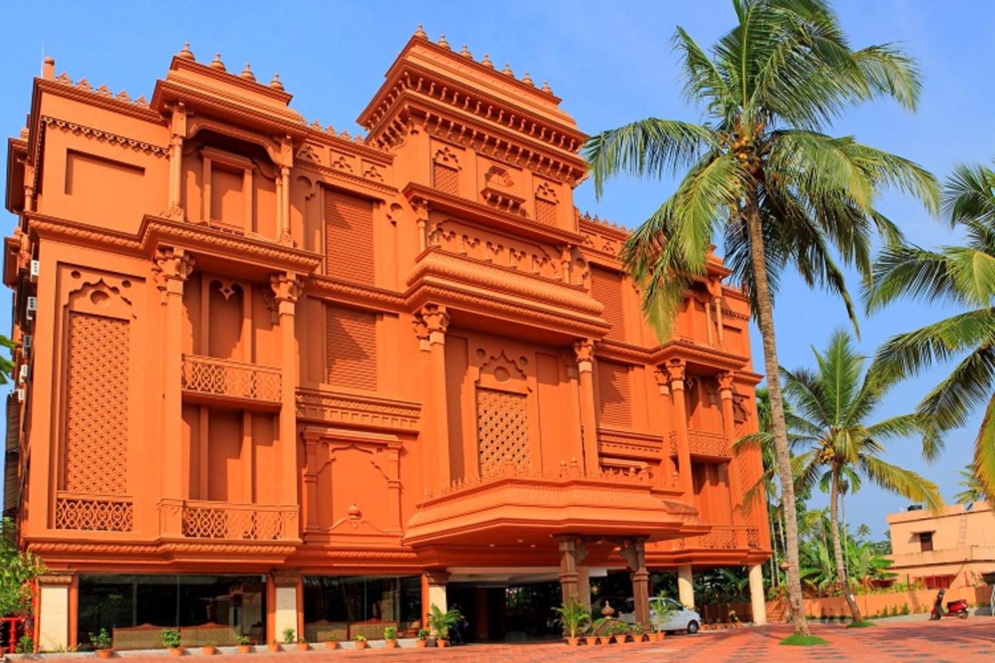 Country holidays Inn and suites Alleppey